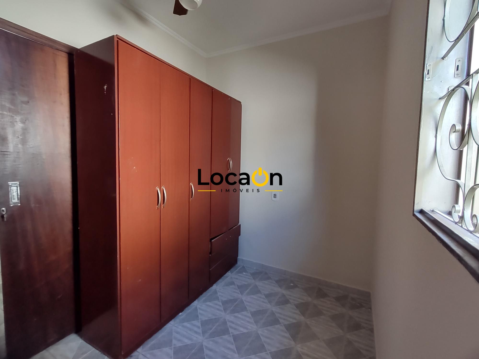 VENDE - Casa 3 dormitórios no Campos Eliseos - Ribeirão Preto