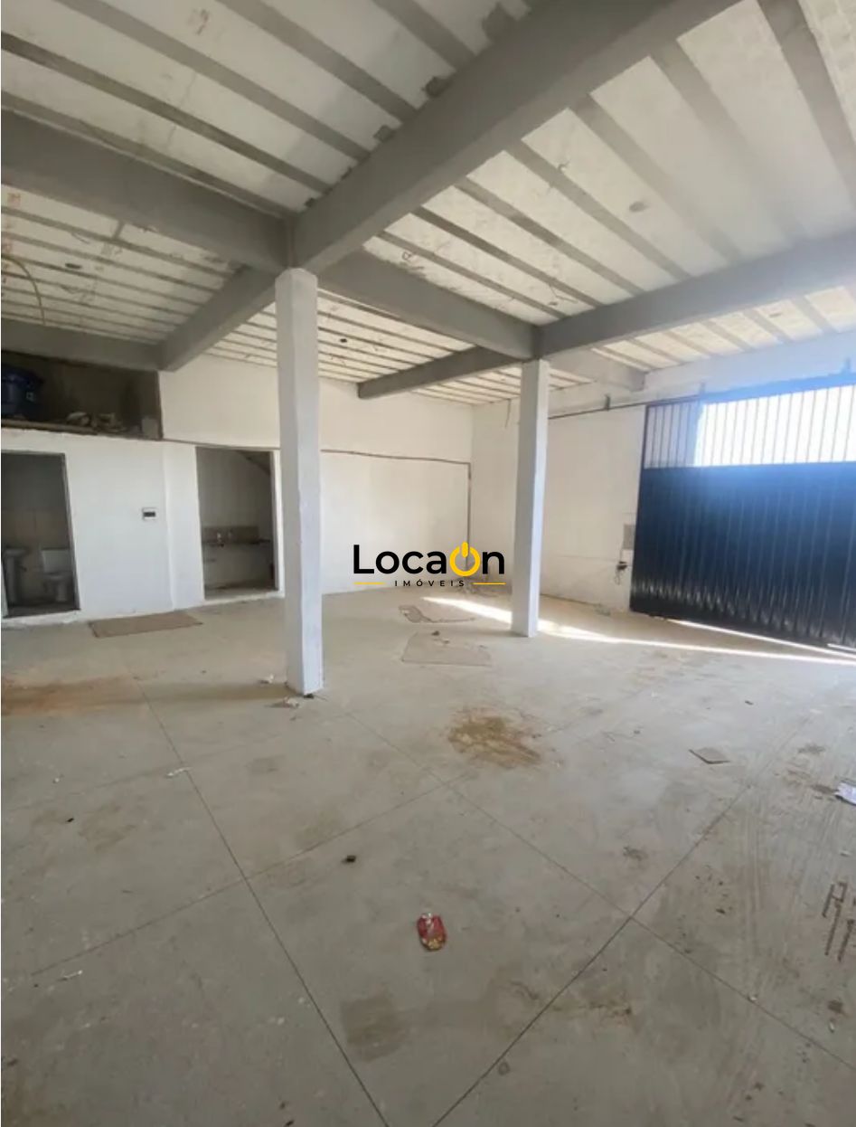 ALUGA - Galpão com 100m² no bairro Santa Maria em Vespasiano.
