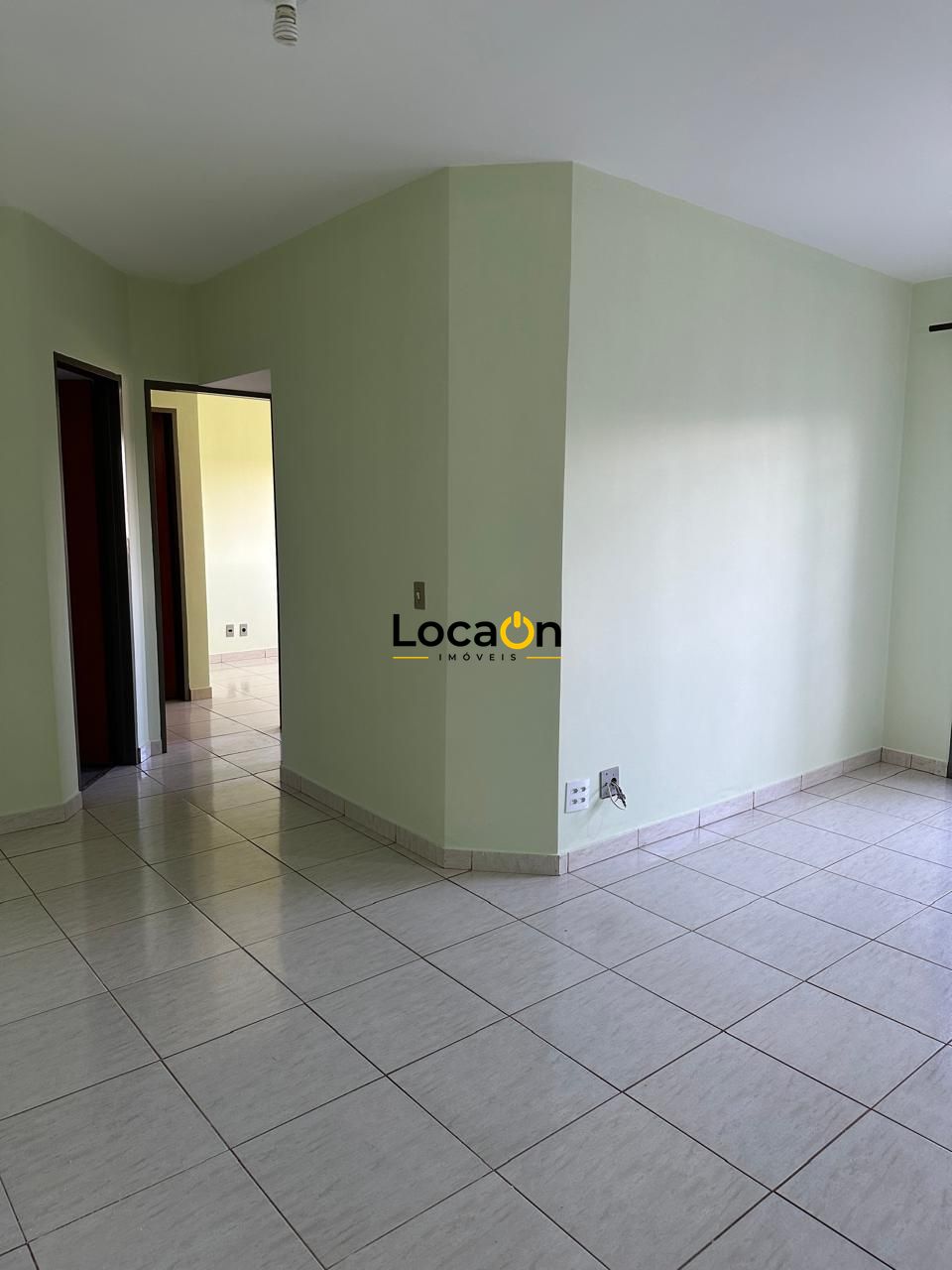 VENDE ou ALUGA - Apartamento 2 Dormitórios - Planalto Verde - Ribeirão Preto