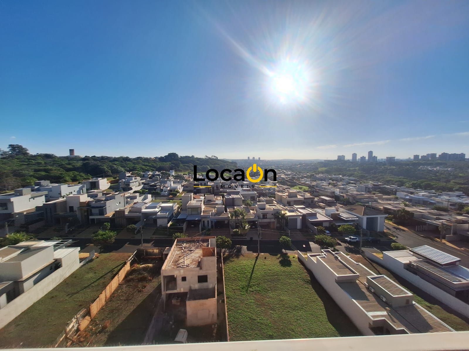 ALUGA- Apartamento 2 quartos, 1 banheiro, sacada localizado em Bonfim Paulista