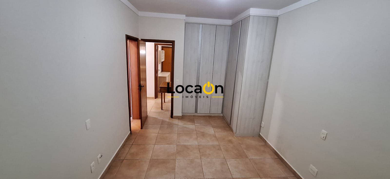ALUGA- Casa em condomínio na zona sul de Ribeirão Preto