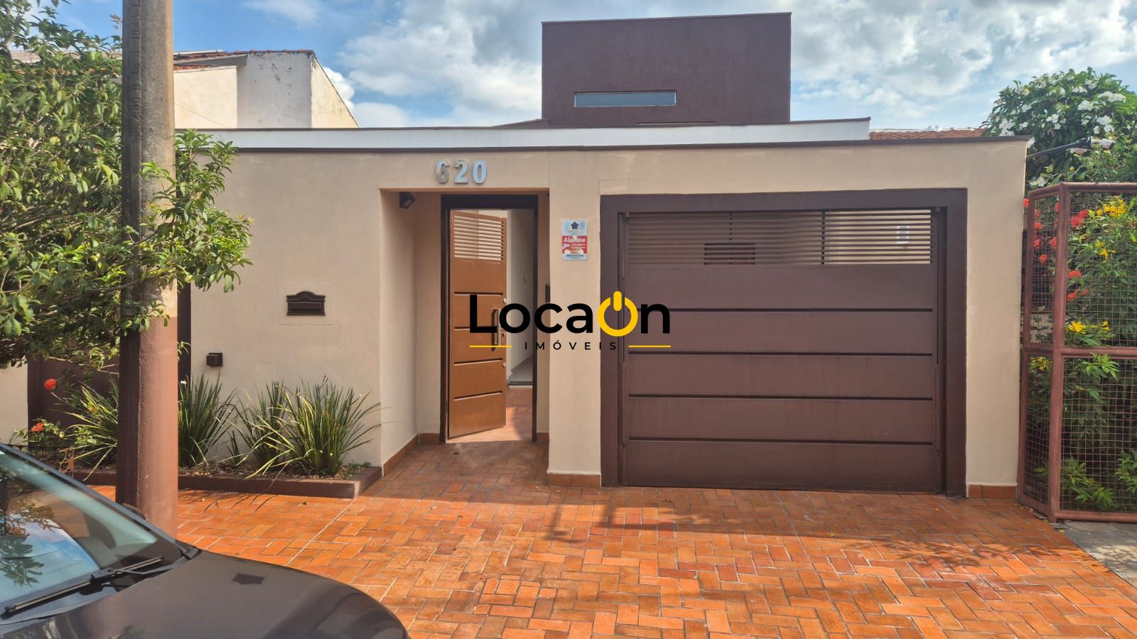 Casa, 3 quartos, 250 m² - Foto 1