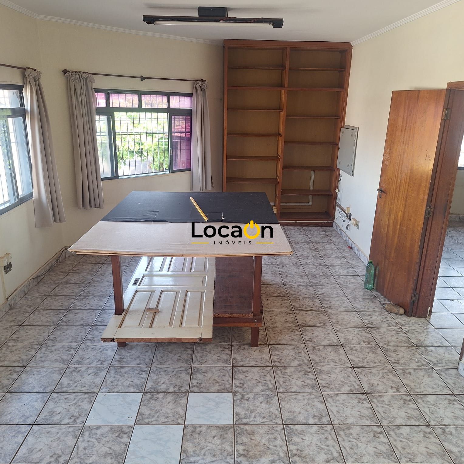ALUGA-SE, Sobrado de 186mt Campos Elíseos