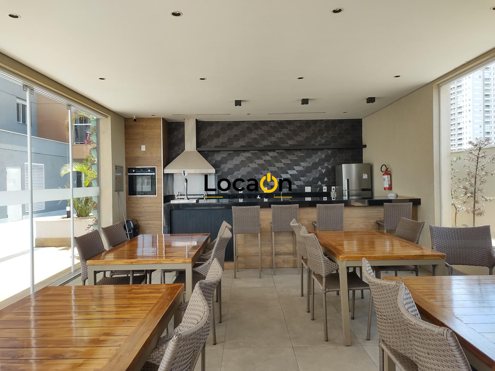 Apartamento 3 dormitórios, sendo 1 suíte na zona Sul