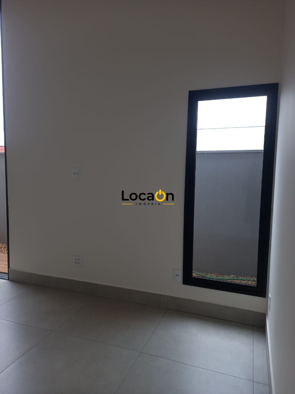 VENDE - Casa em condomíneo fechado - 3 siotes - Bonfim Paulista - 258m²