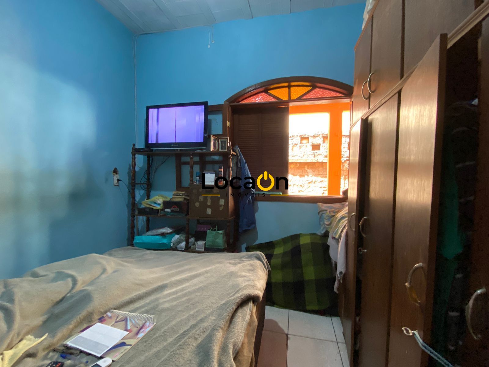 VENDE - Casa com 5 Quartos - Bairro Cidade Nova - Belo Horizonte