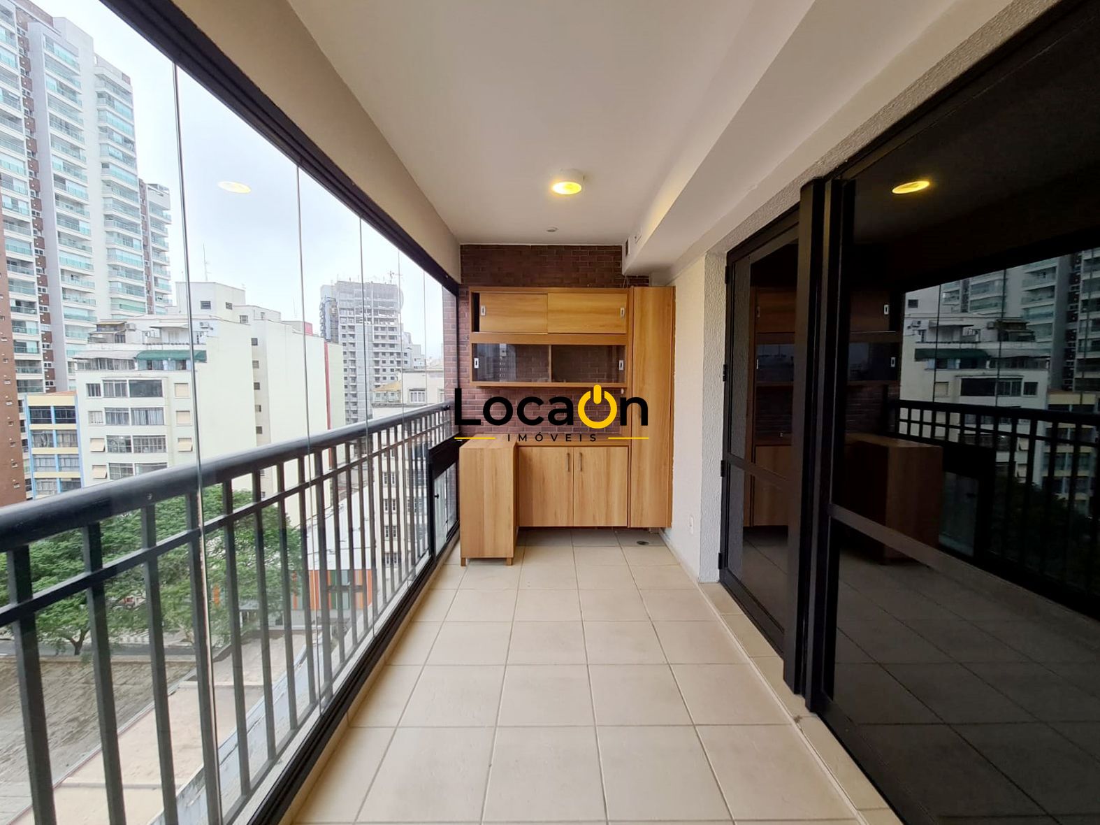 ALUGA - Studio Mobiliado no Bairro Republica