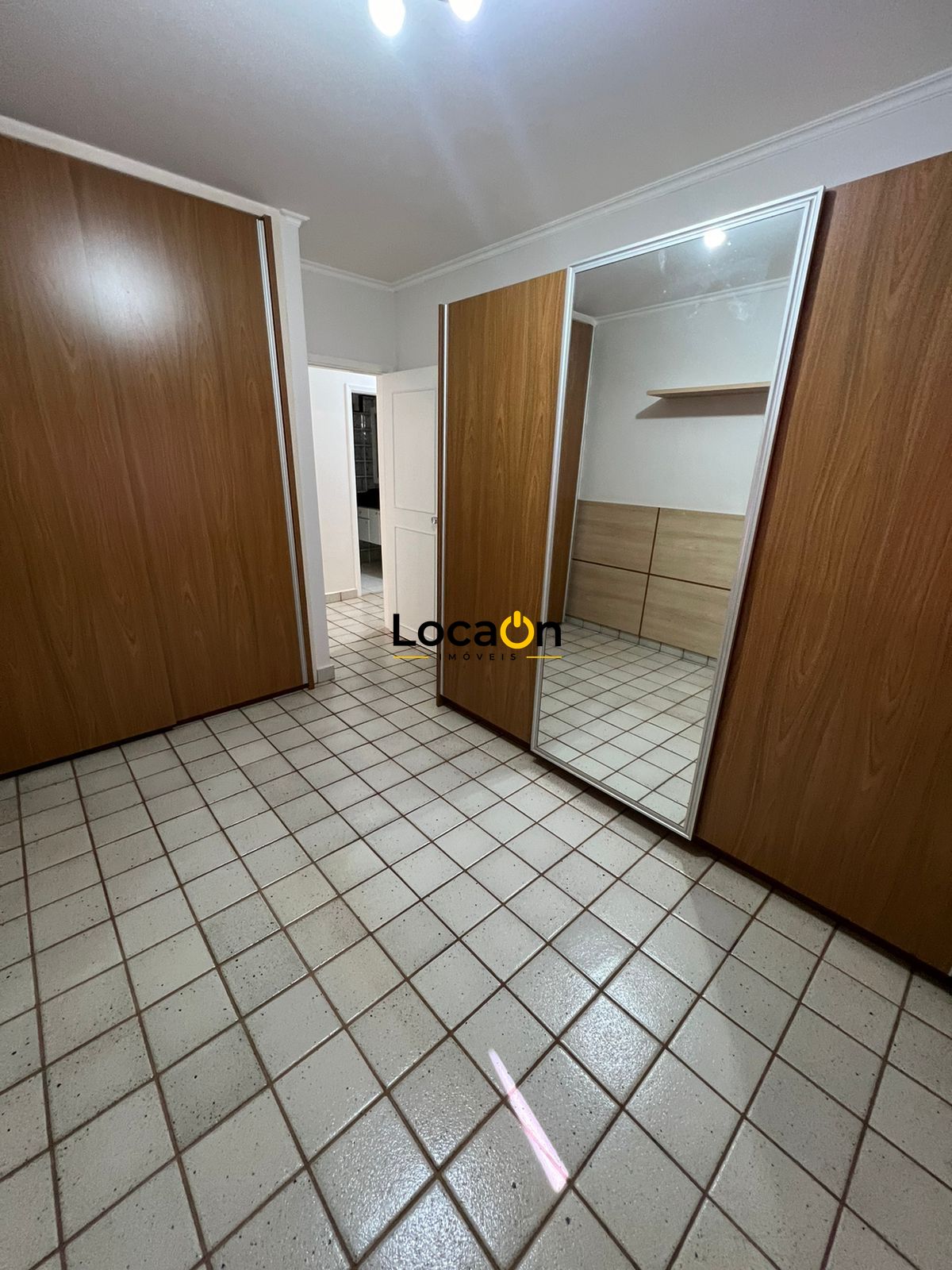 VENDE - Apartamento com vista para o Pq. Curupira, 170m², 1 suíte + 2 dormitório