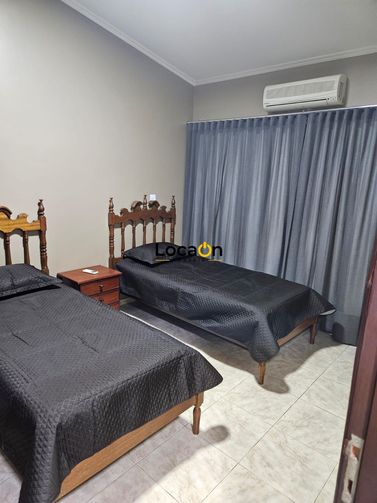 ALUGA- Casa 3 dormitórios, suíte, 2 banheiros, casa planejada em Ribeirão Preto
