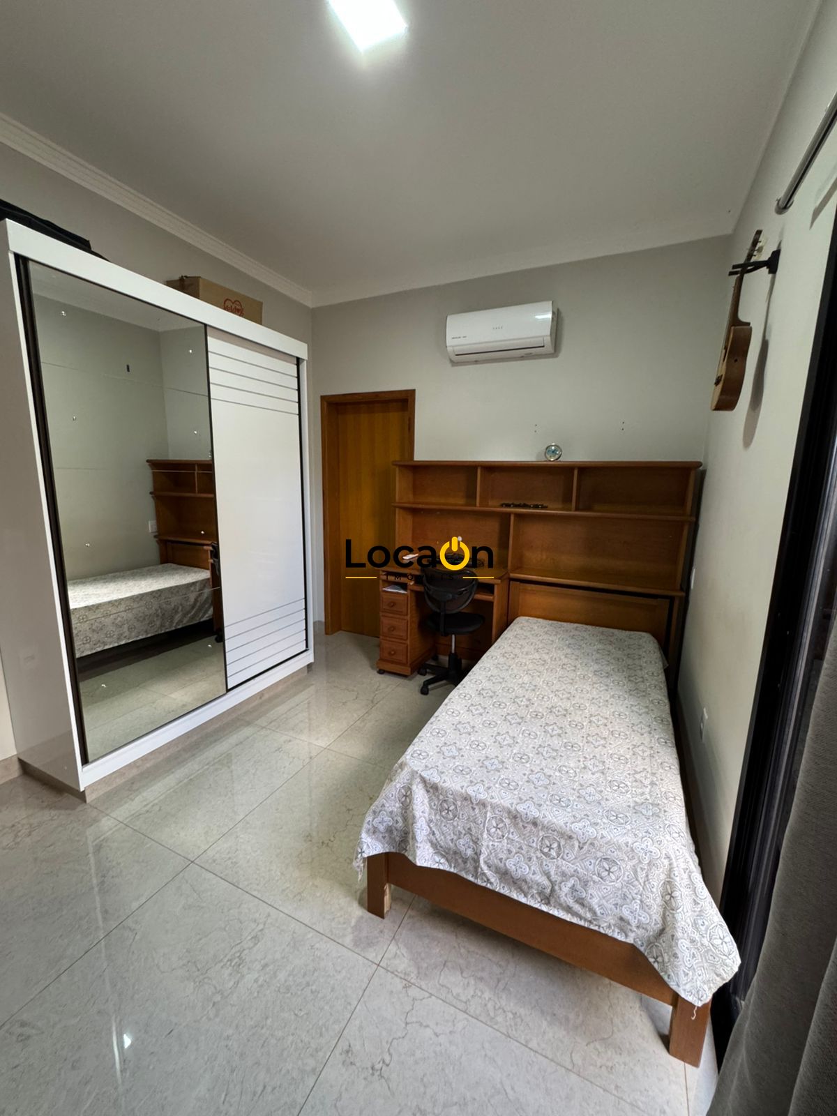 Vende-se casa no Quinta dos Ventos em Bonfim Paulista