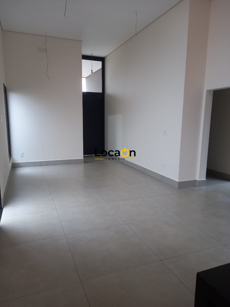 VENDE - Casa em condomíneo fechado - 3 siotes - Bonfim Paulista - 258m²