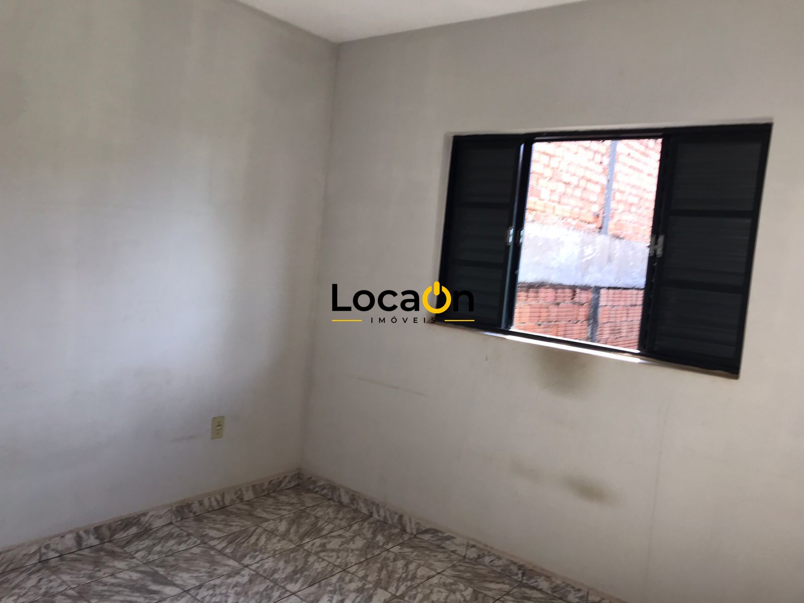ALUGA- Apartamento 2 dormitórios, 1 banheiro localizado No planalto verde Ribeir