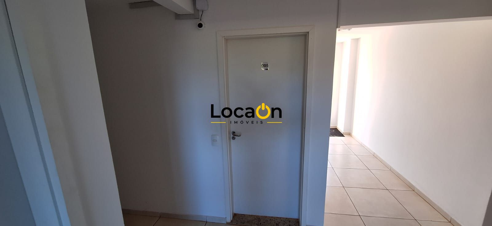 ALUGA- Apartamento 1 dormítório, 1 banheiro e vaga de garagem localizado e Bonfi