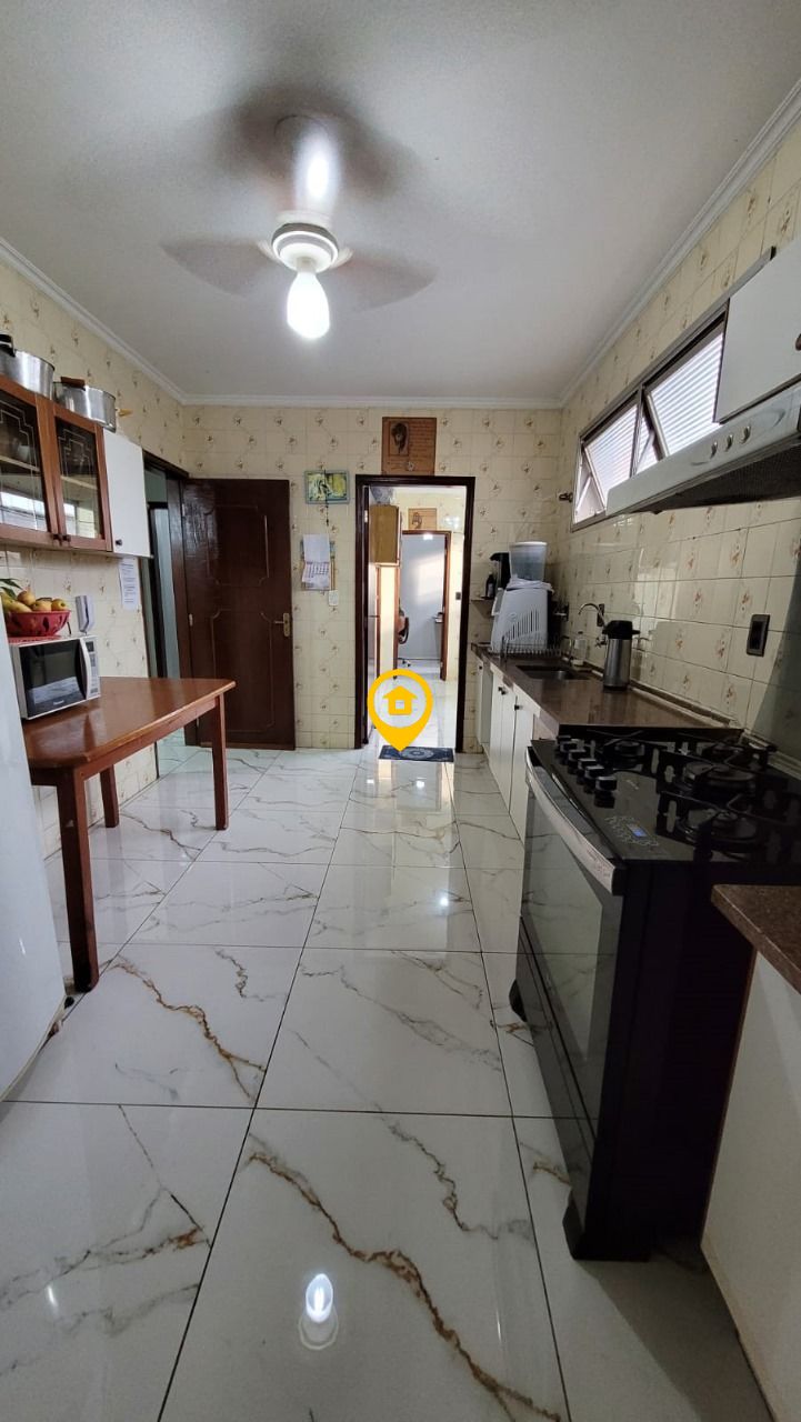 Apartamento à venda com 3 quartos, 139m² - Foto 9