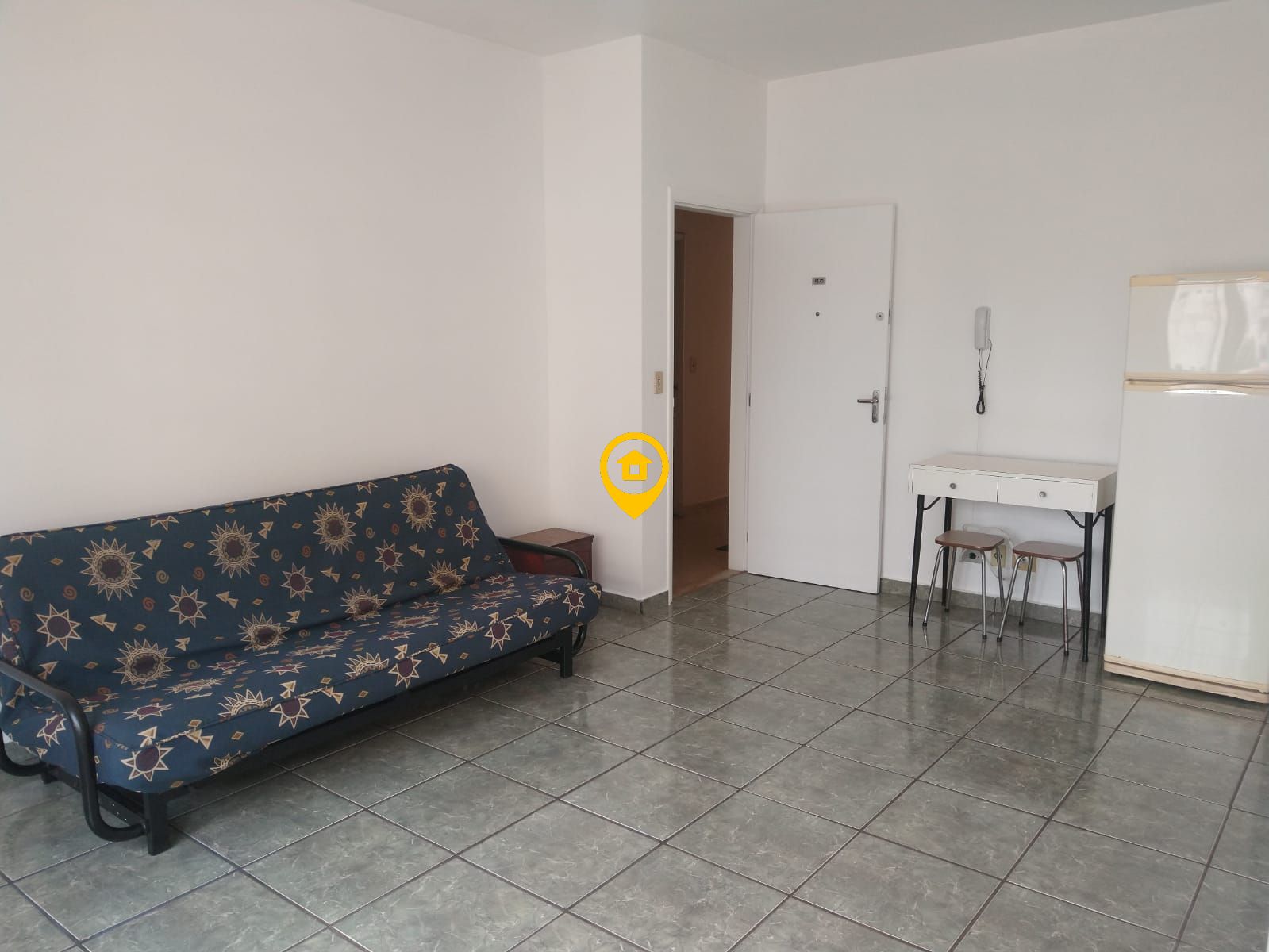 Apartamento para alugar com 1 quarto, 37m² - Foto 2