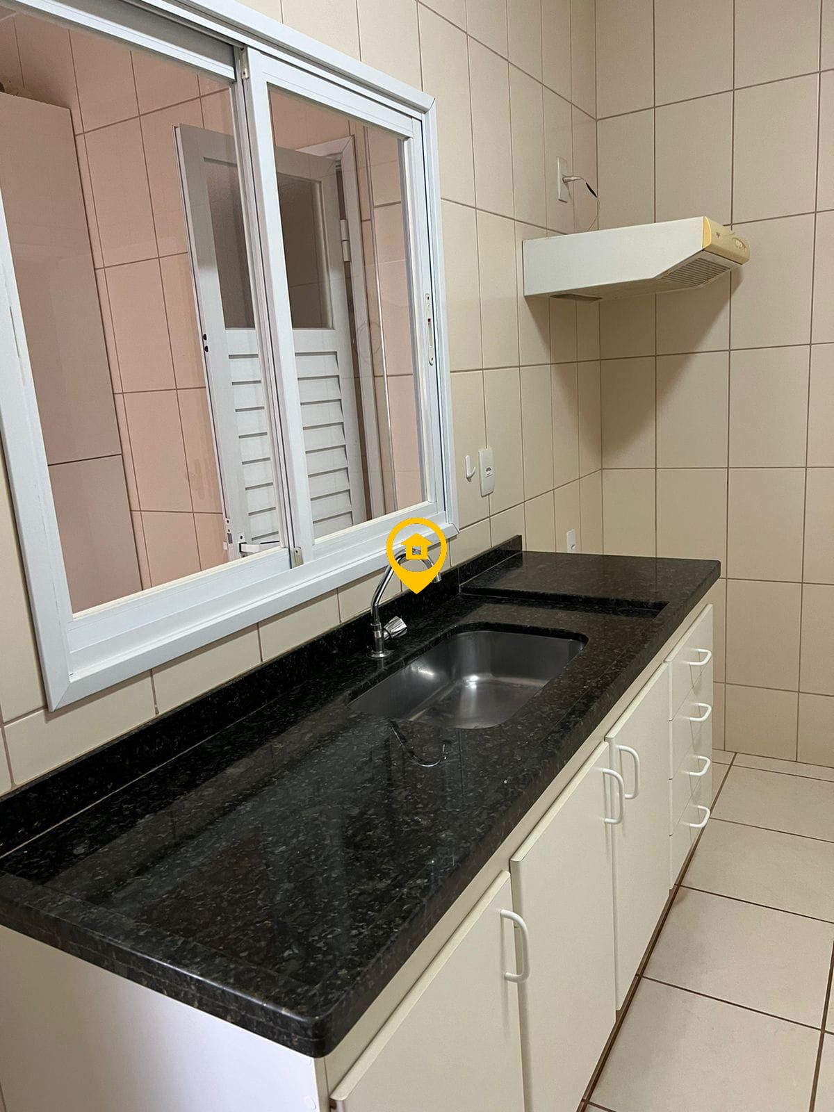 Apartamento para alugar com 3 quartos, 95m² - Foto 19