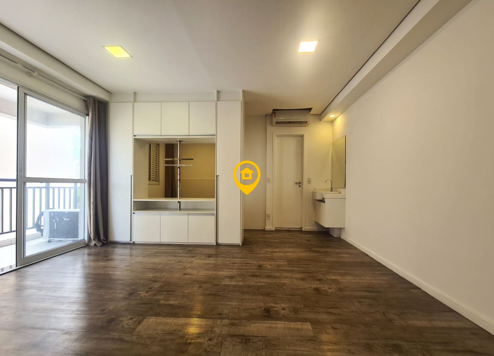 Apartamento para alugar  no Repblica - So Paulo, SP. Imveis