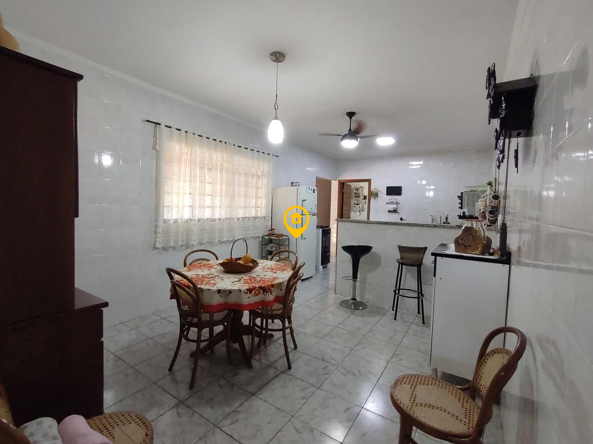 Casa à venda e aluguel com 3 quartos, 251m² - Foto 16