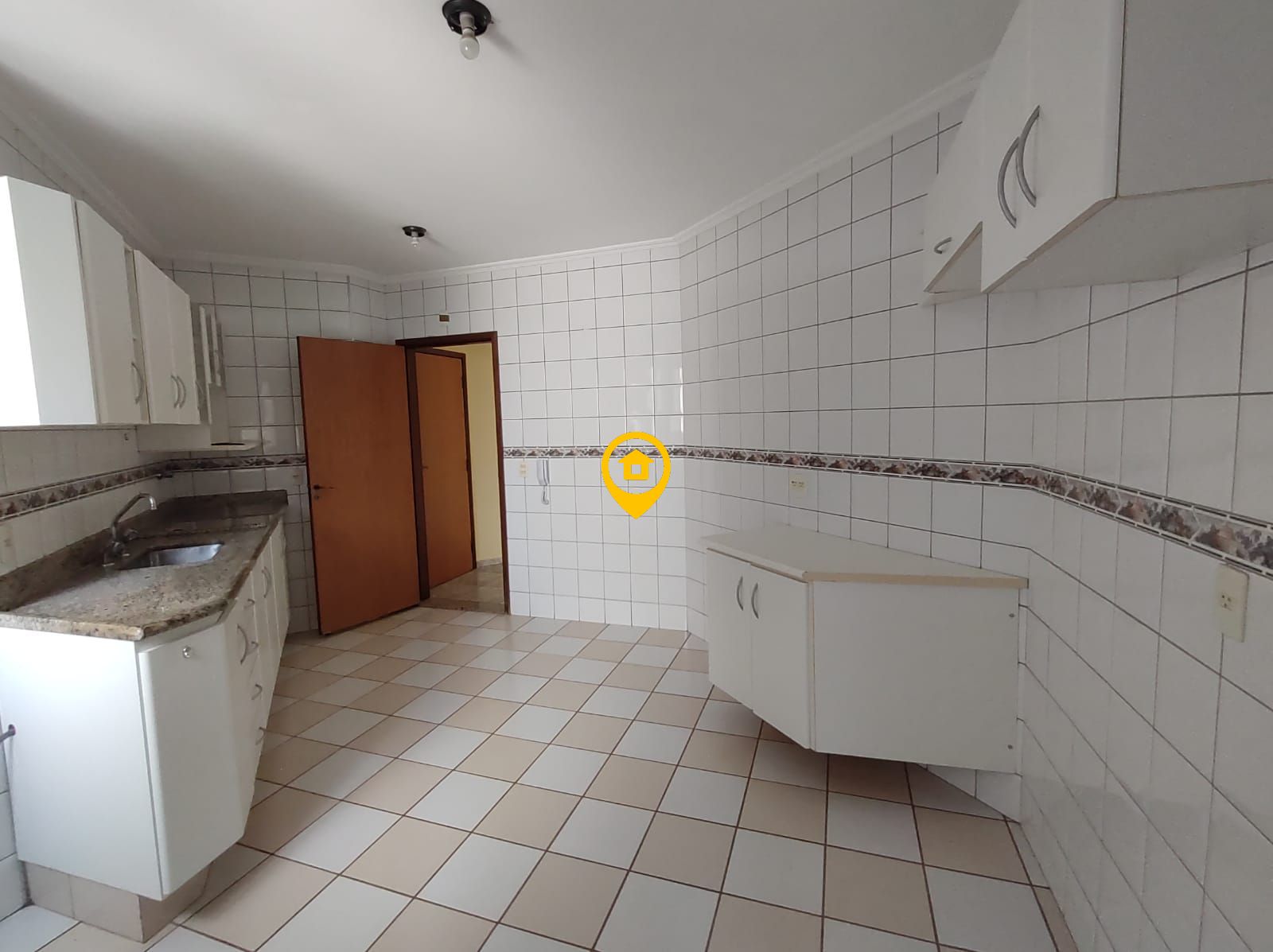 Apartamento para alugar com 3 quartos, 115m² - Foto 10