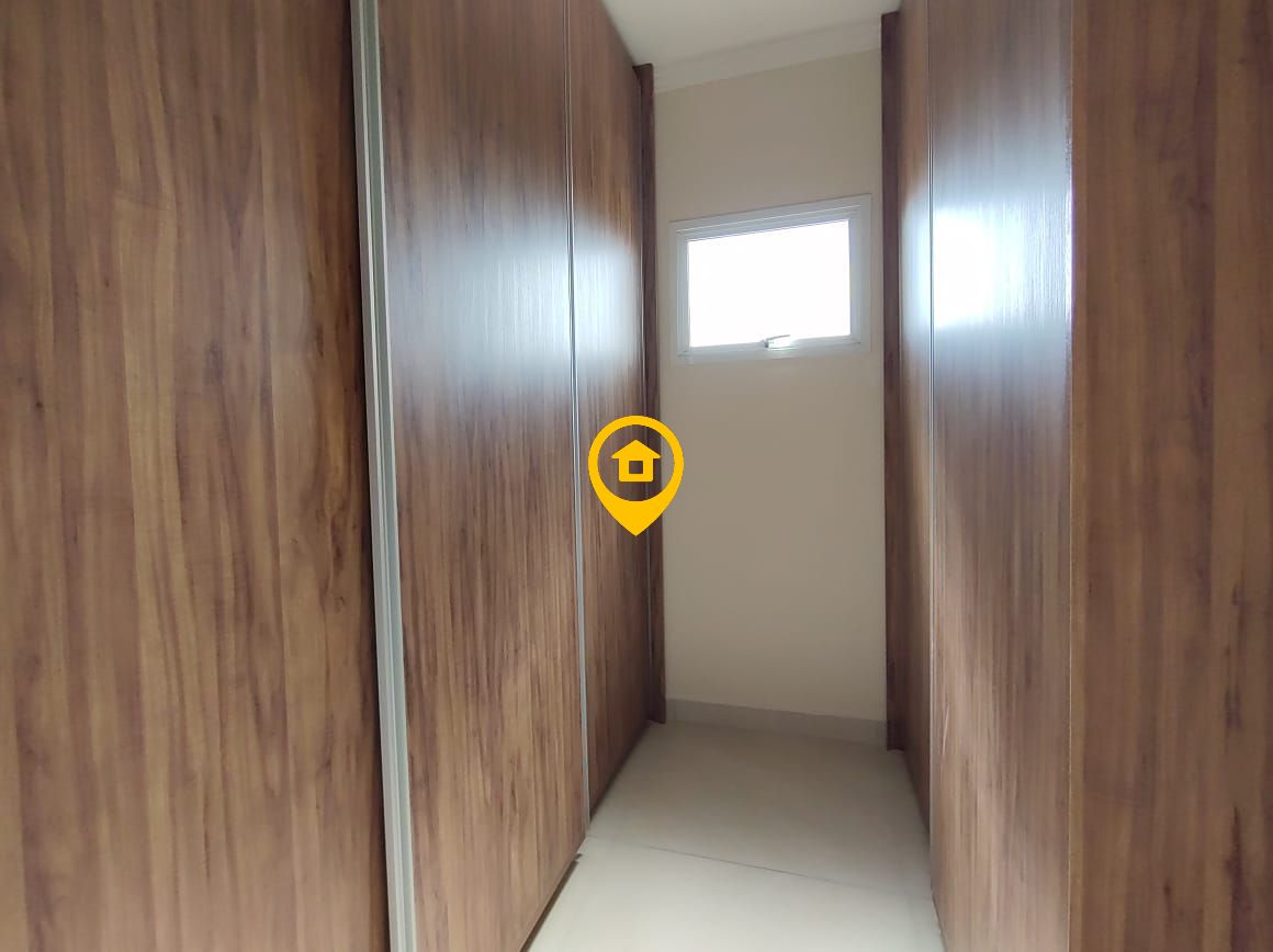 Casa de Condomínio para alugar com 3 quartos, 214m² - Foto 18