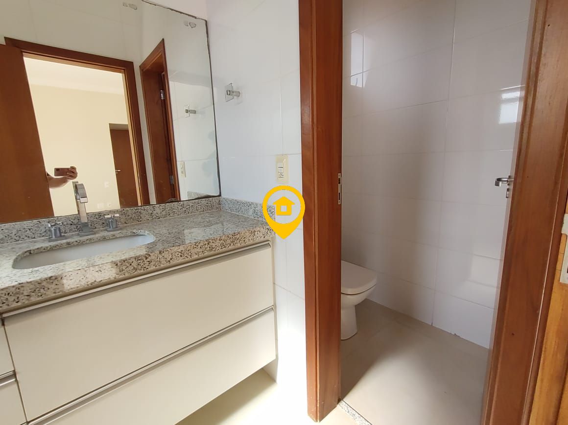 Casa de Condomínio para alugar com 3 quartos, 214m² - Foto 20