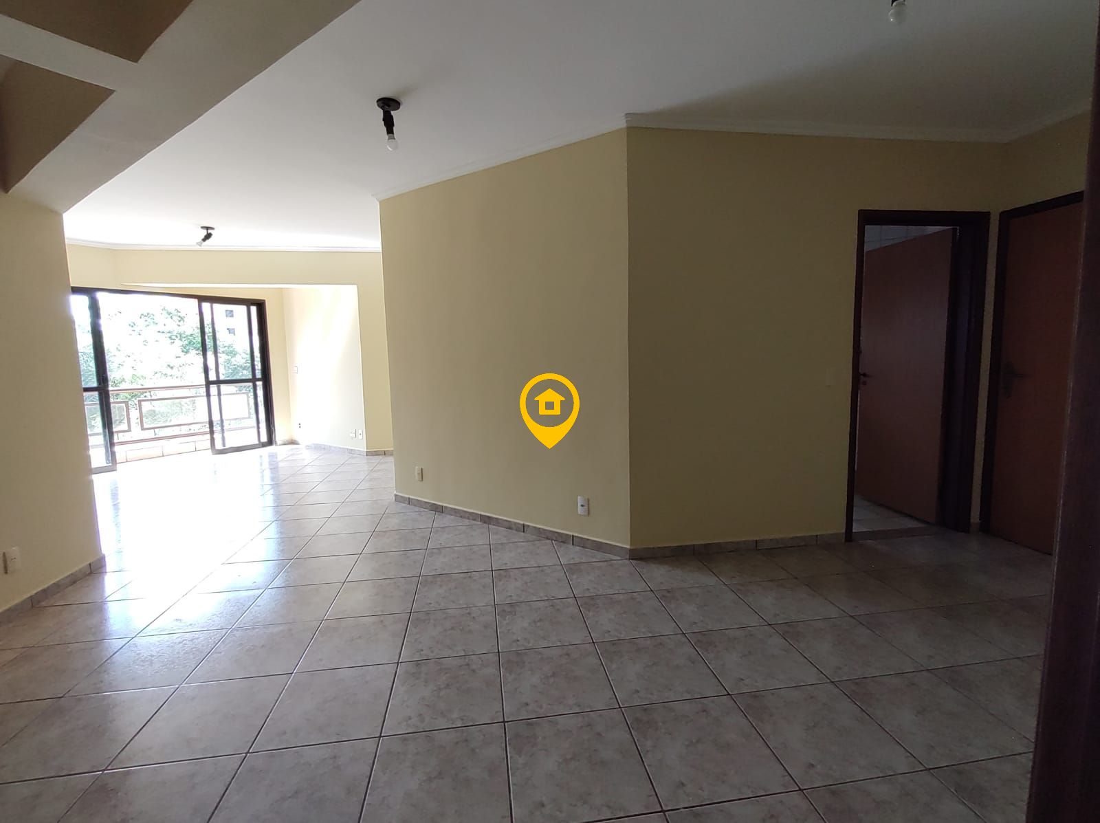 Apartamento para alugar com 3 quartos, 115m² - Foto 3