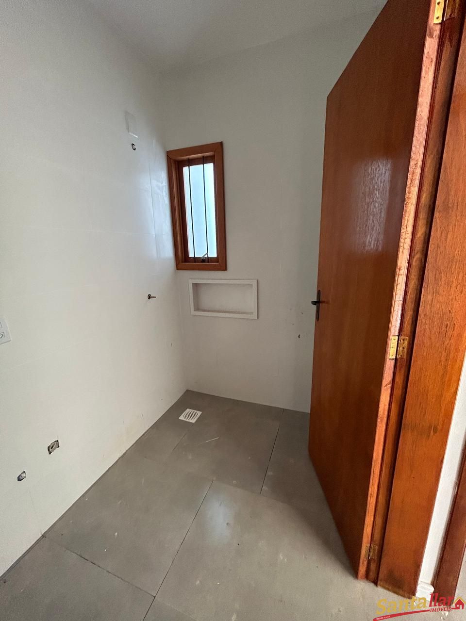 Casa à venda com 2 quartos, 55m² - Foto 5