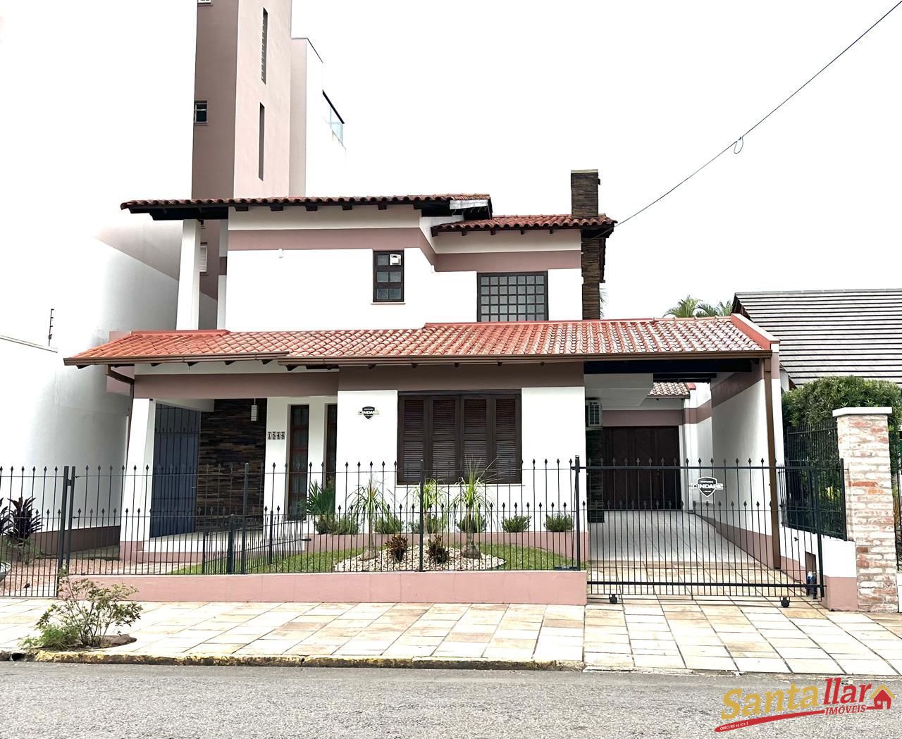 Casa, 3 quartos, 211 m² - Foto 2