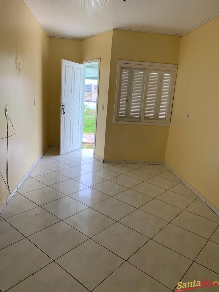 Casa à venda com 2 quartos, 70m² - Foto 4