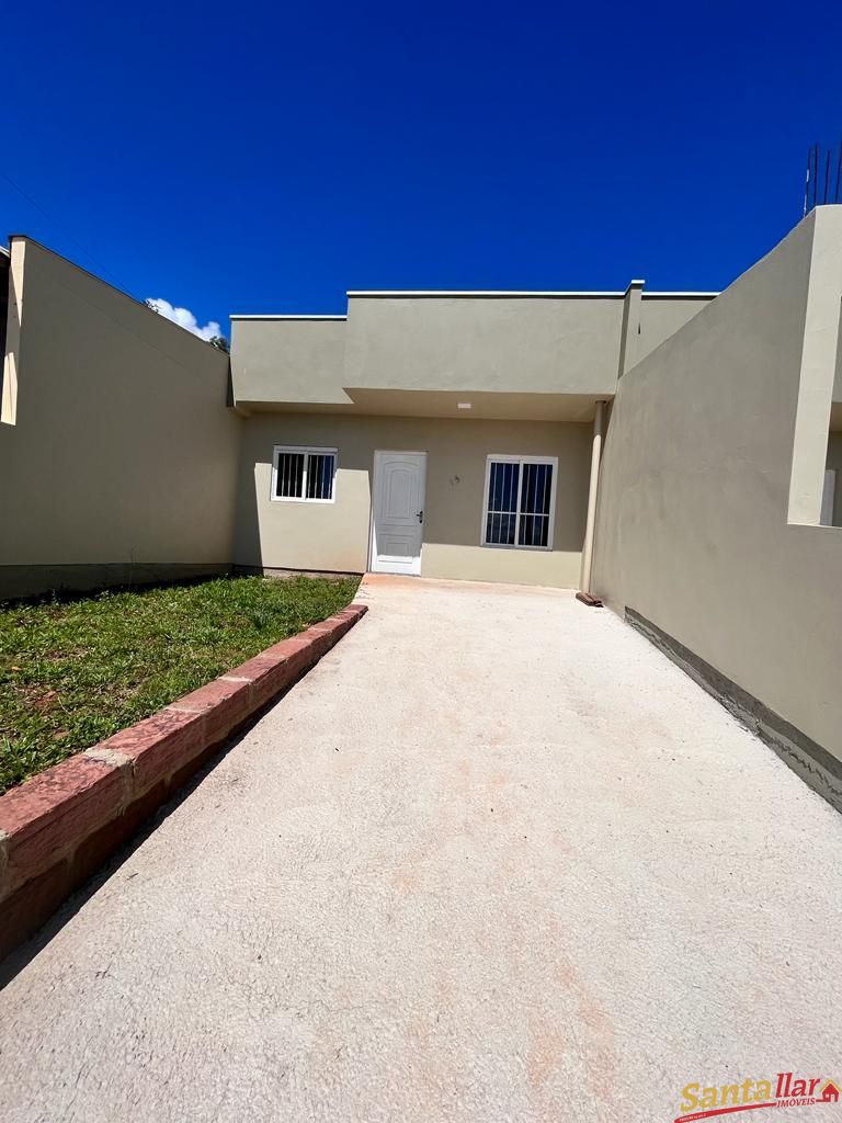 Casa à venda com 2 quartos, 70m² - Foto 2