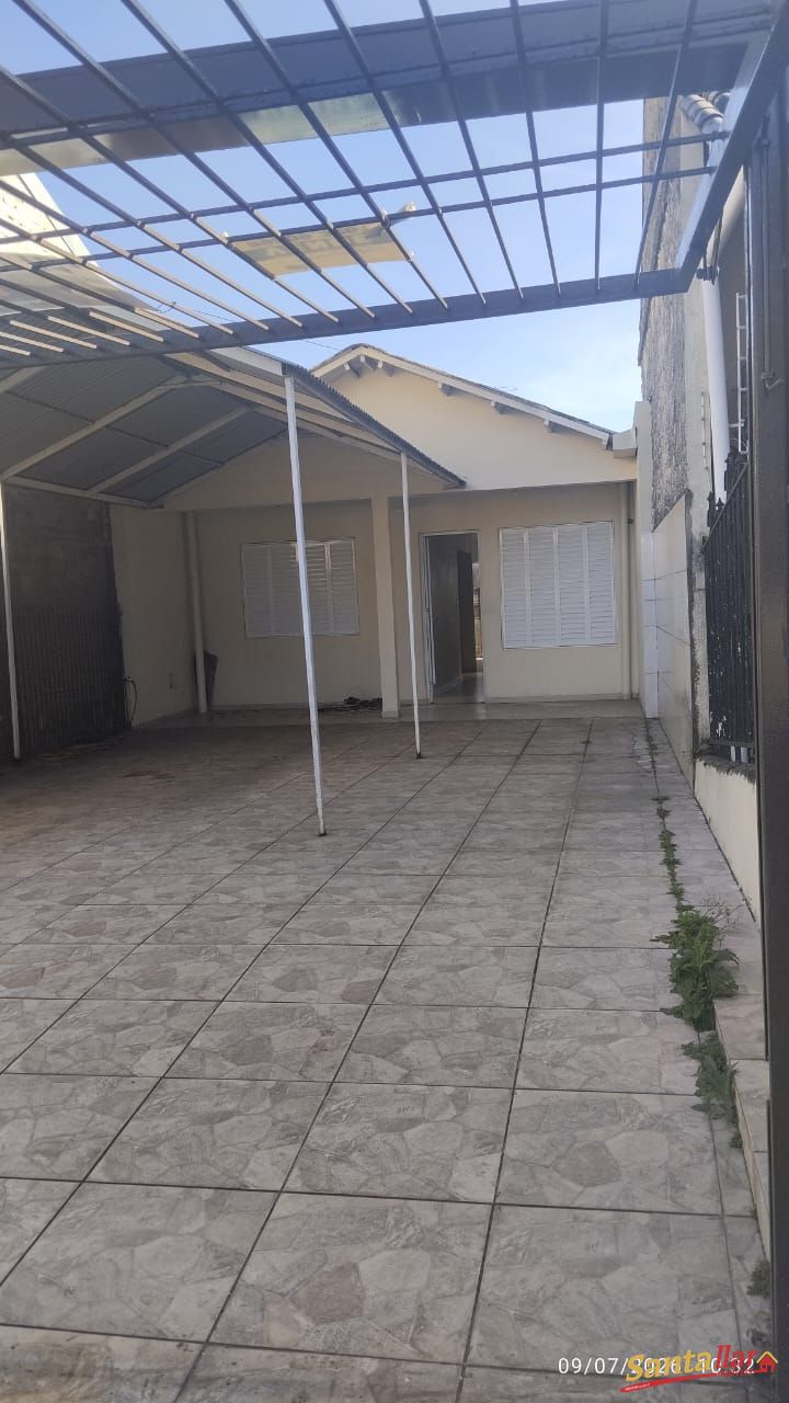 Casa, 2 quartos, 156 m² - Foto 1