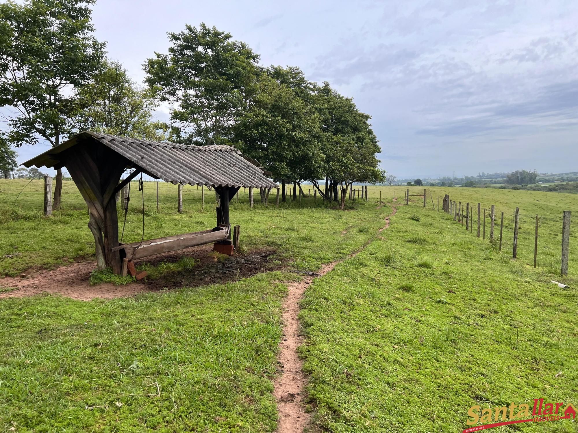 Chácara à venda com 3 quartos, 120m² - Foto 15
