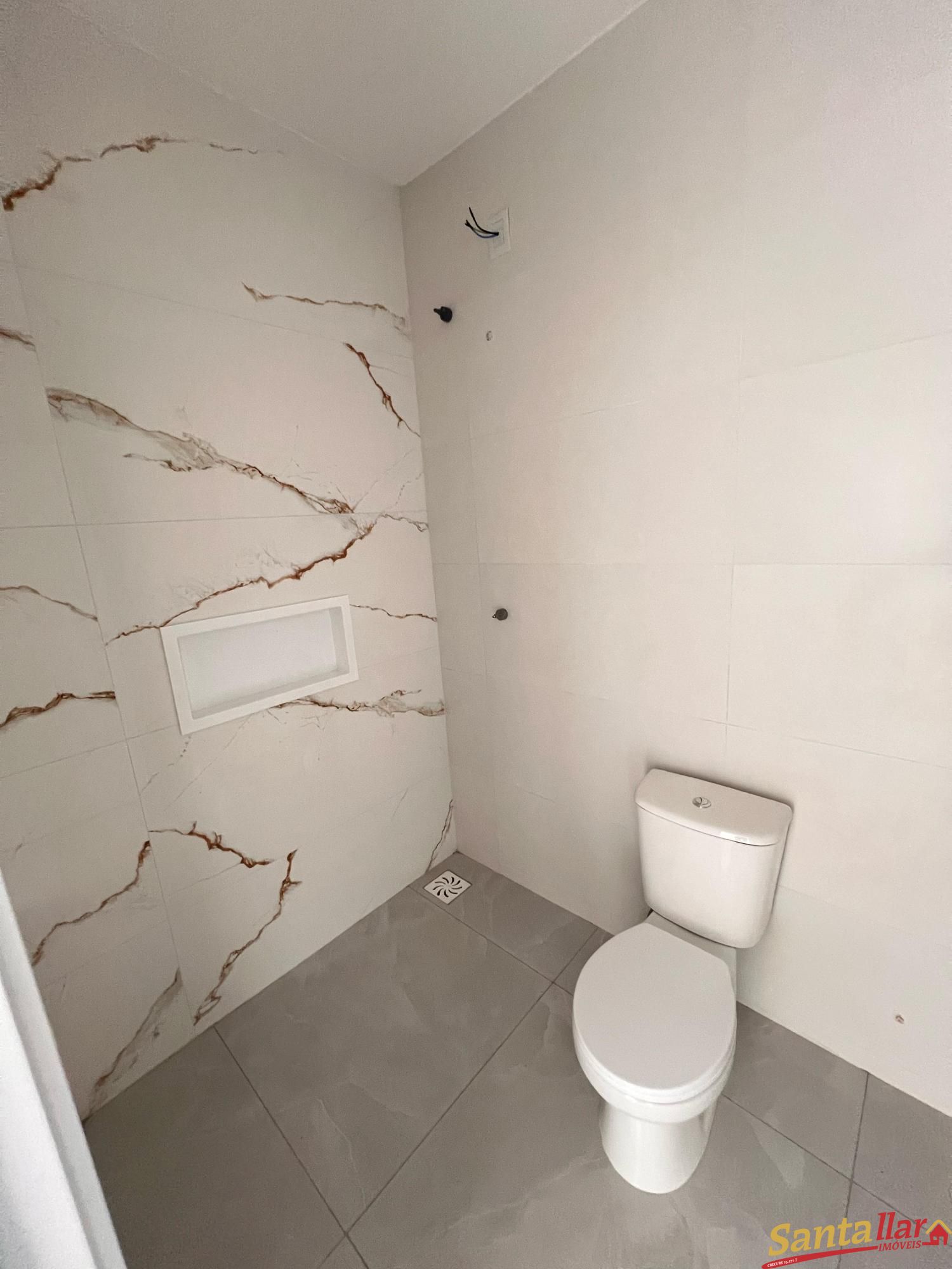 Casa à venda com 2 quartos, 51m² - Foto 11
