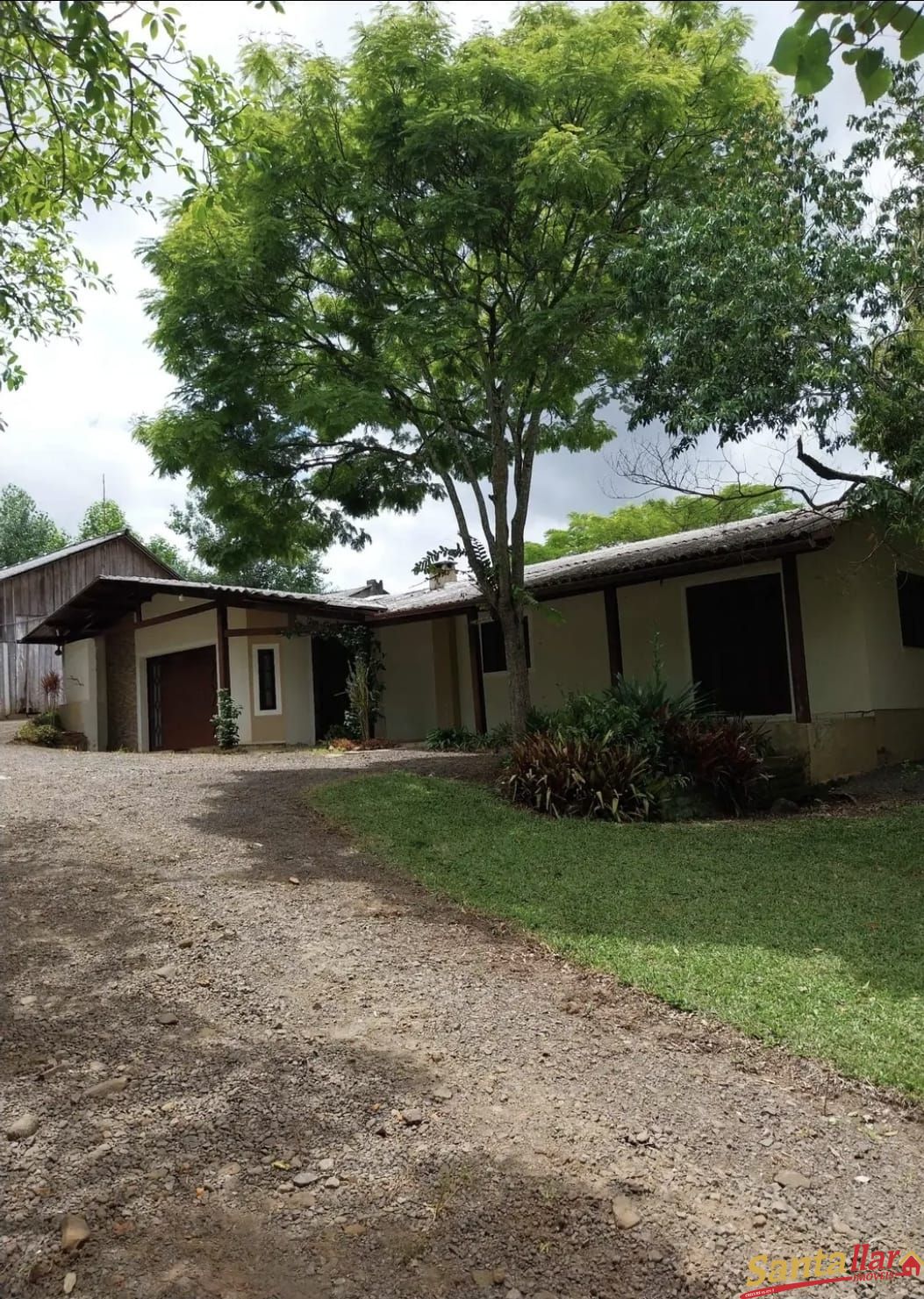 Fazenda/sítio/chácara/haras com 3 Dormitórios à venda, 210 m² por R$ 583.000,00 Fazenda/sítio/chácara/haras com 3 Dormitórios à venda, 210 m² por R$ 583.000,00