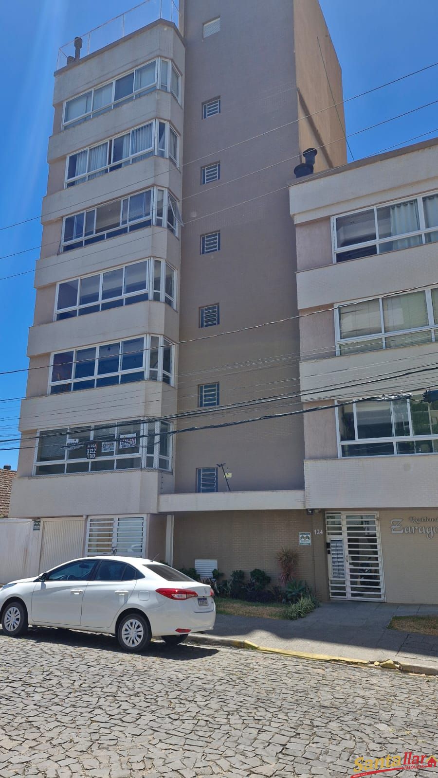 Apartamento à venda com 2 quartos, 74m² - Foto 1