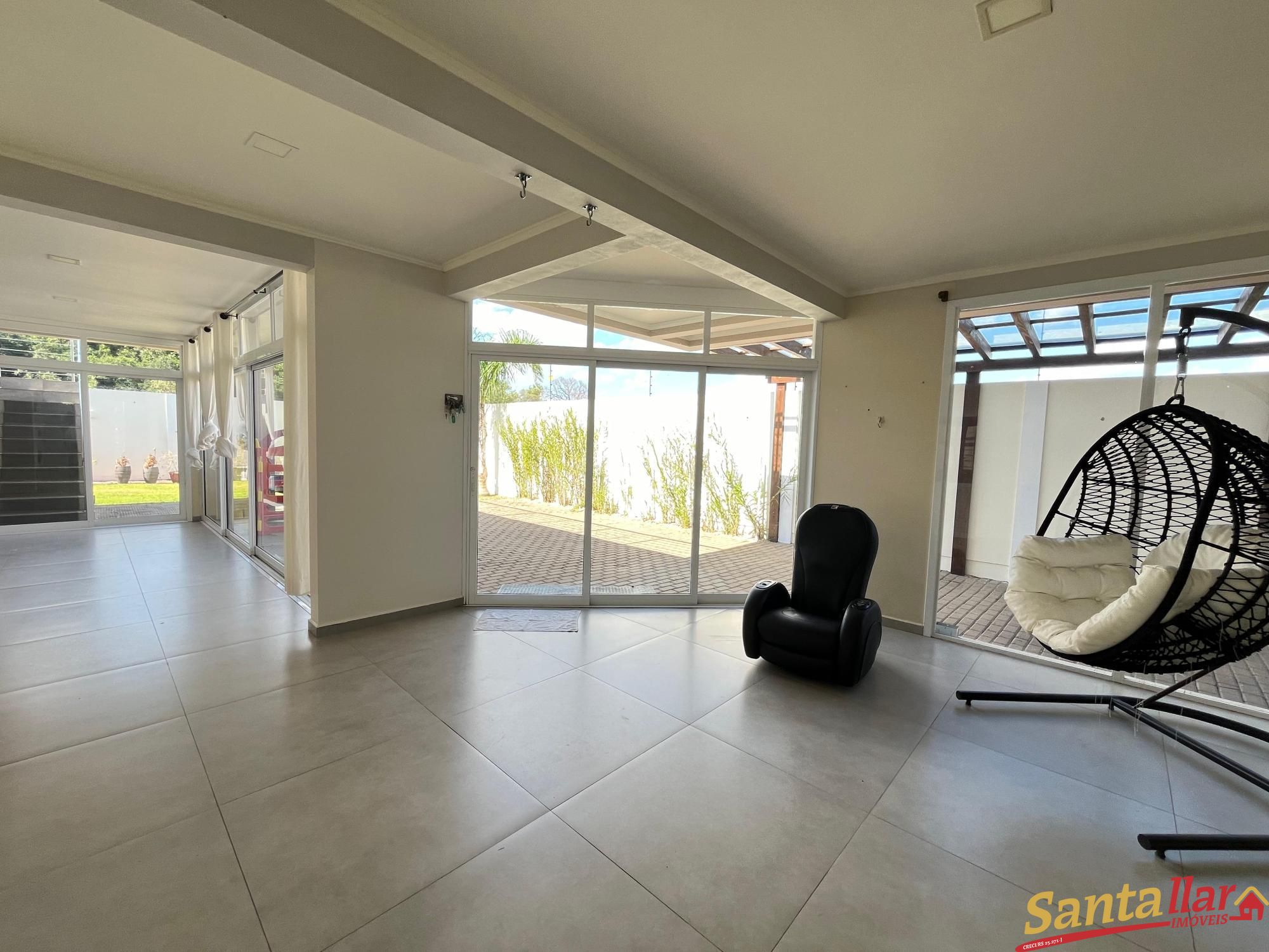 Casa à venda com 3 quartos, 370m² - Foto 8