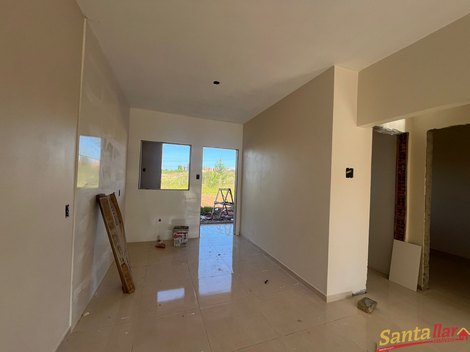 Casa à venda com 2 quartos, 69m² - Foto 4