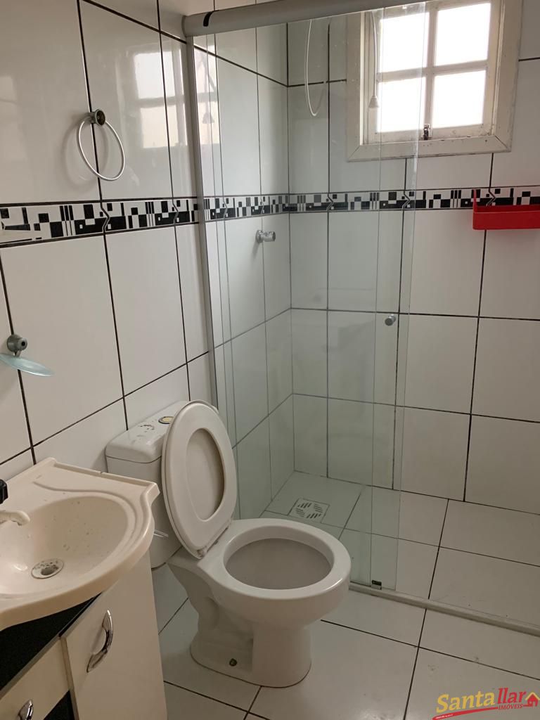 Casa à venda com 2 quartos, 70m² - Foto 11