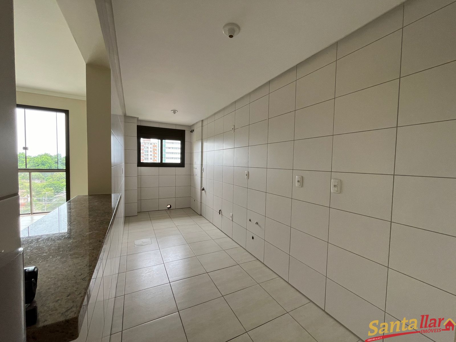 Apartamento à venda com 3 quartos, 83m² - Foto 3