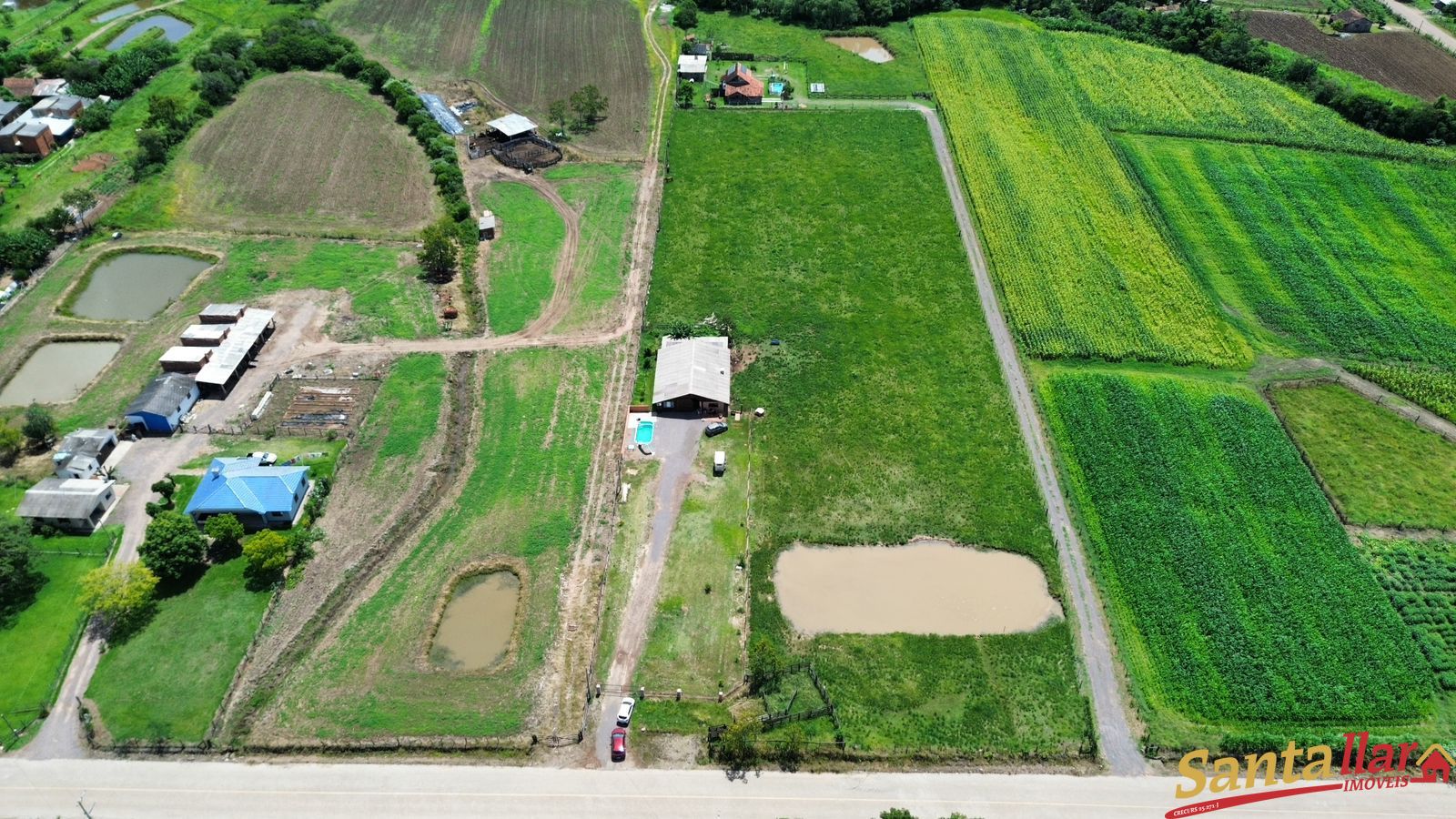 Fazenda/sítio/chácara/haras com 3 Dormitórios à venda, 200 m² por R$ 779.000,00 Fazenda/sítio/chácara/haras com 3 Dormitórios à venda, 200 m² por R$ 779.000,00