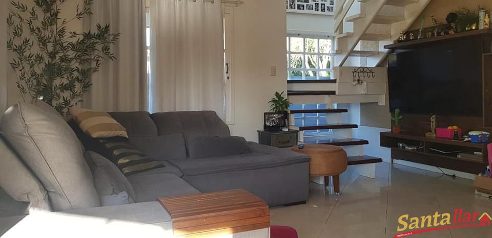 Casa à venda com 3 quartos, 213m² - Foto 3