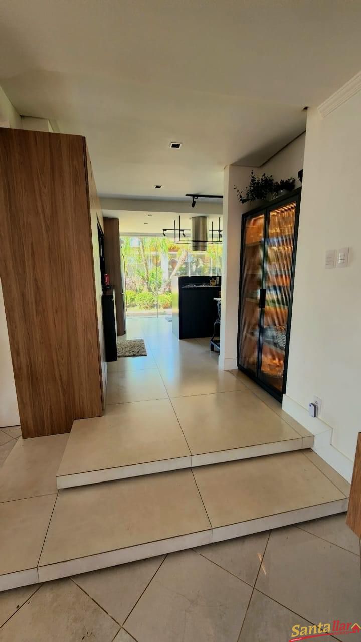 Casa à venda com 3 quartos, 213m² - Foto 12