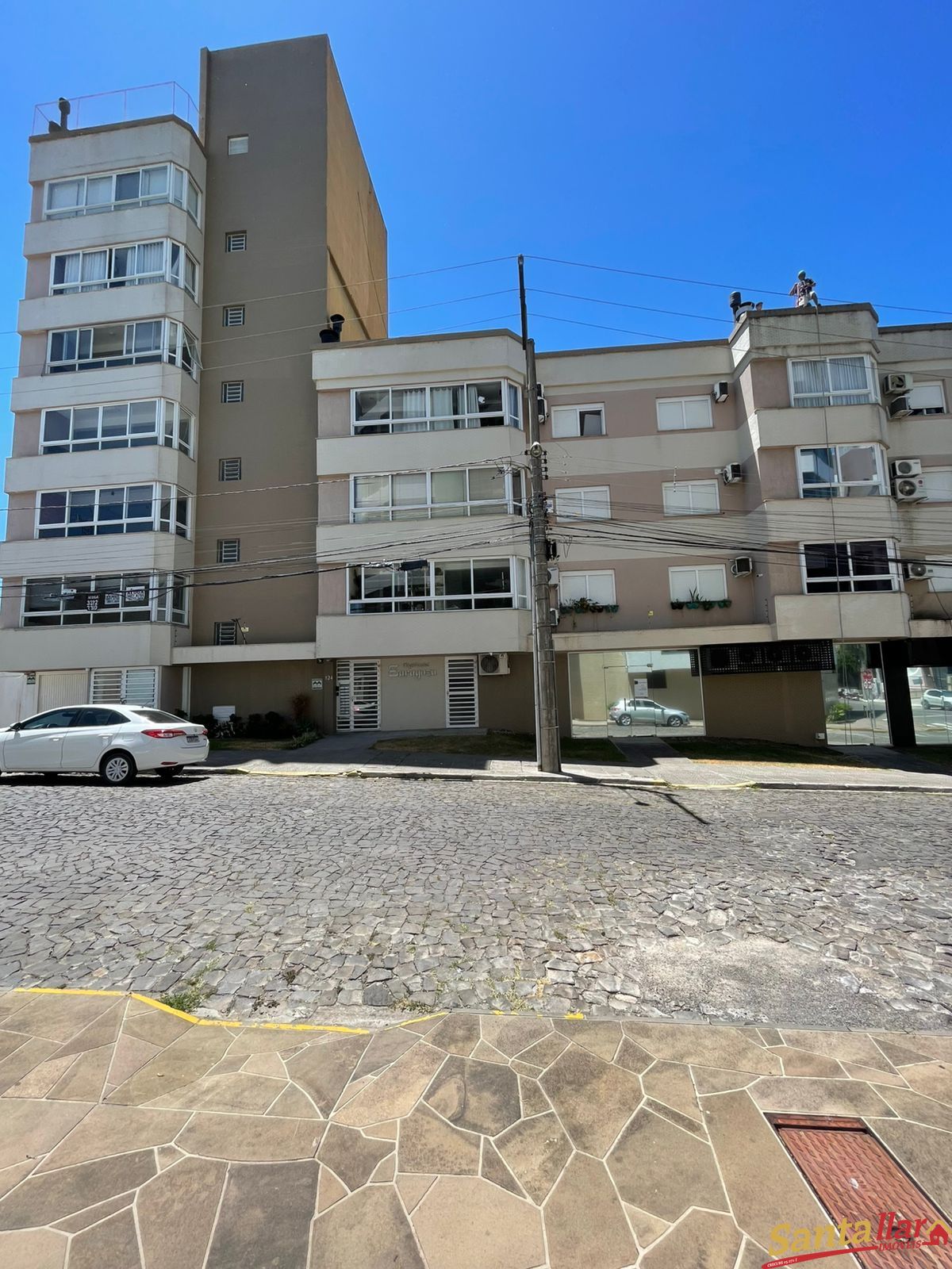 Apartamento à venda com 2 quartos, 74m² - Foto 2