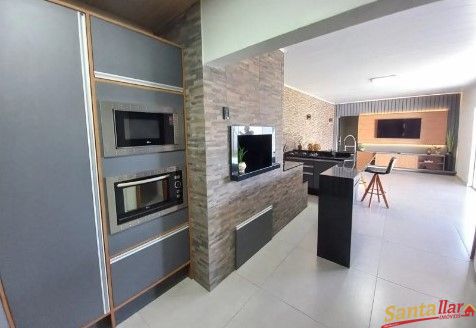 Casa à venda com 2 quartos, 145m² - Foto 4