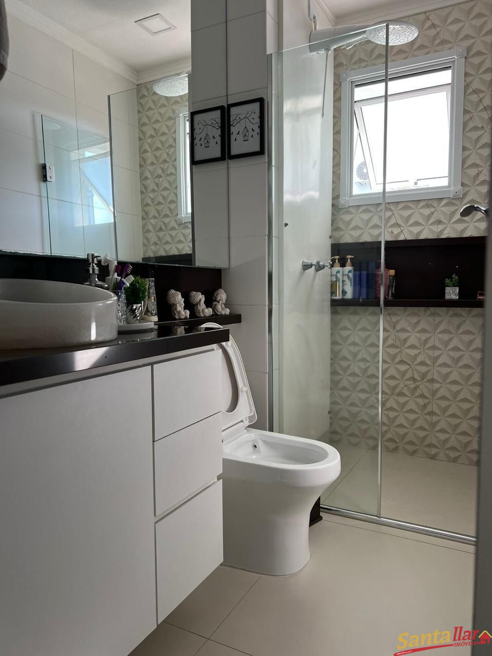 Apartamento com 2 Dormitórios à venda, 73 m² por R$ 590.000,00 Apartamento com 2 Dormitórios à venda, 73 m² por R$ 590.000,00