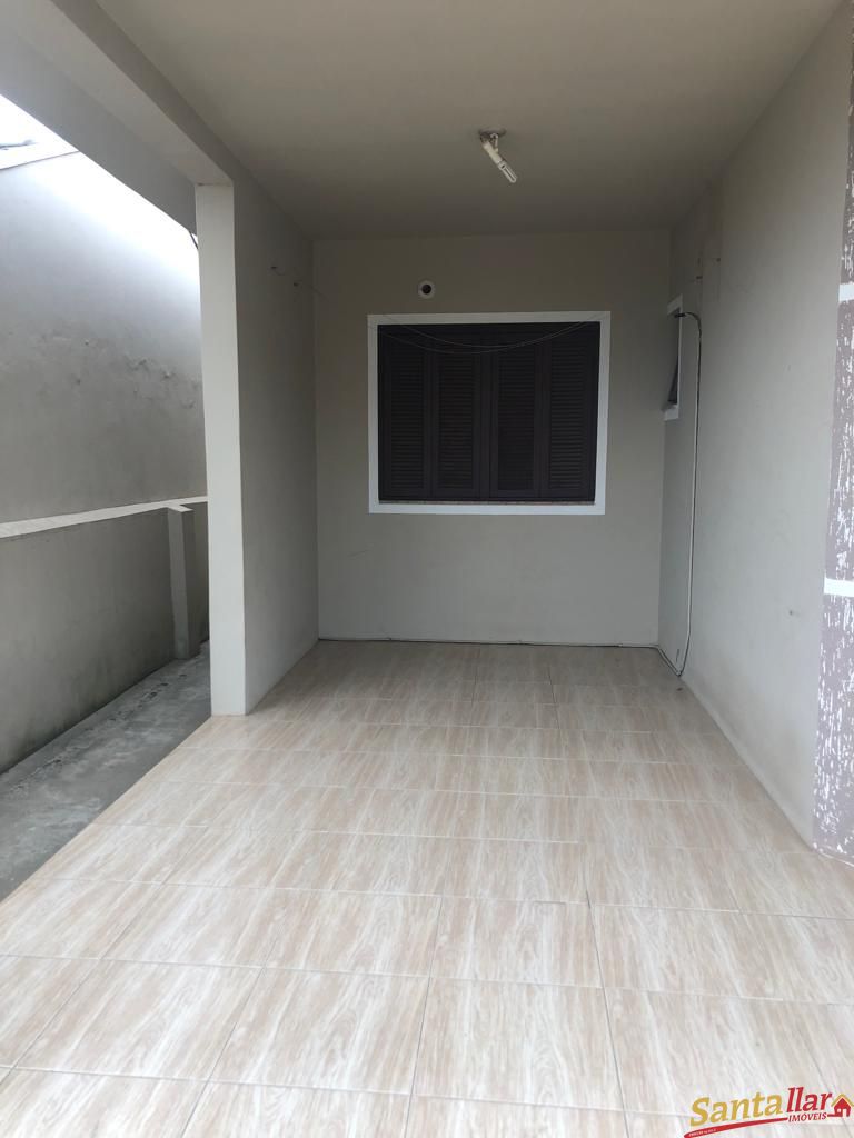 Casa à venda com 2 quartos, 65m² - Foto 4