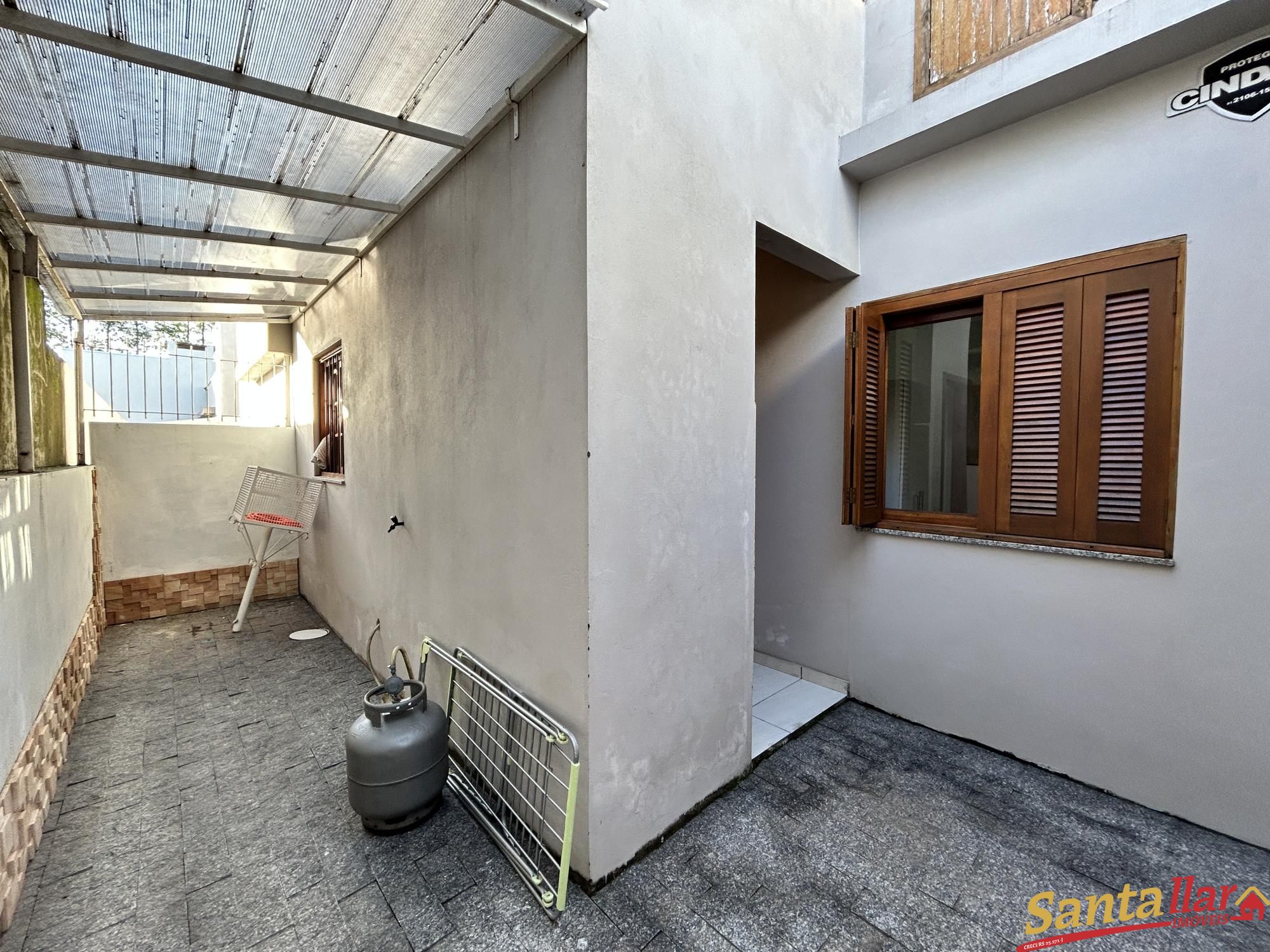 Casa à venda com 2 quartos, 56m² - Foto 18