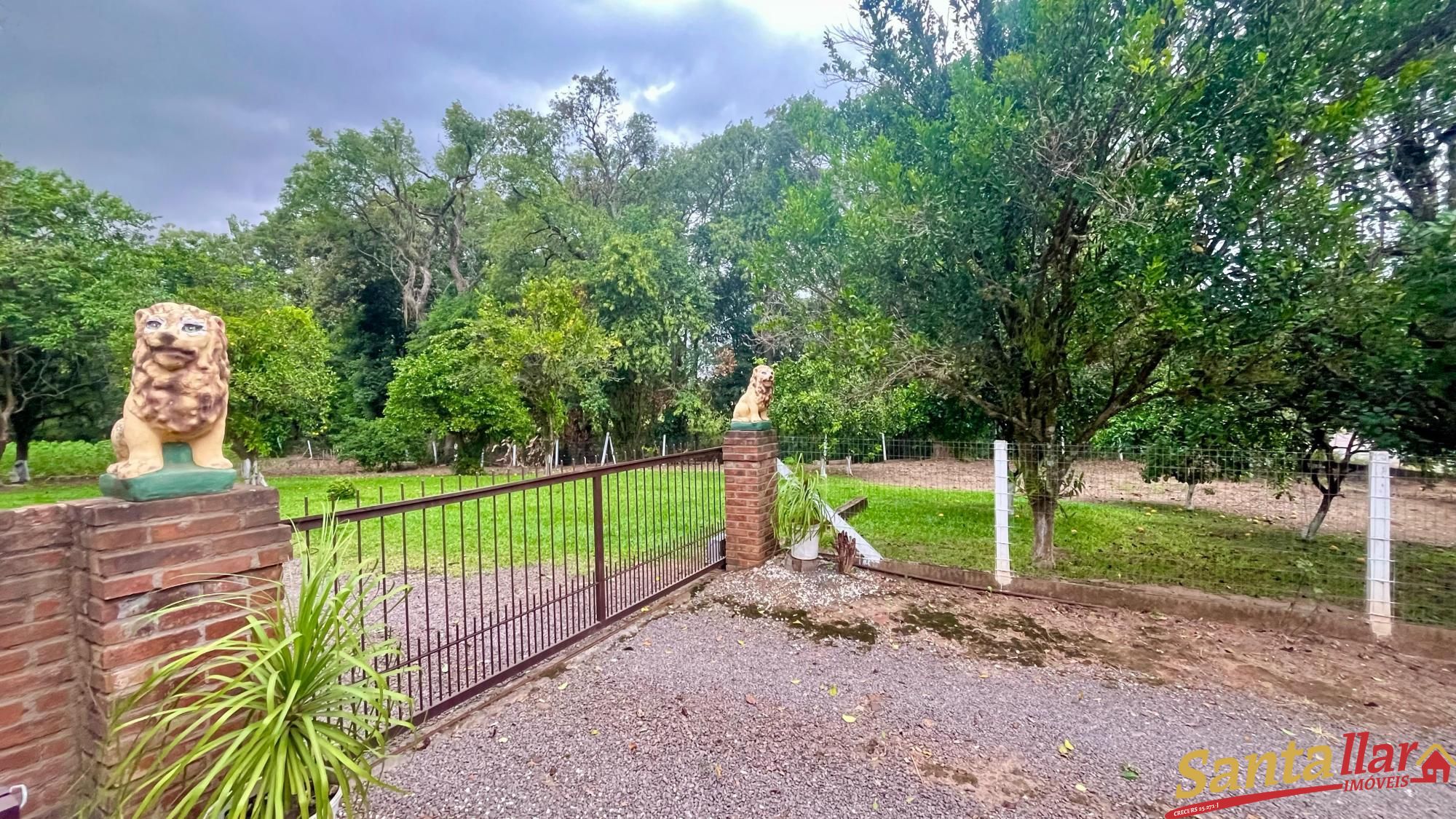 Chácara à venda com 2 quartos, 260m² - Foto 25