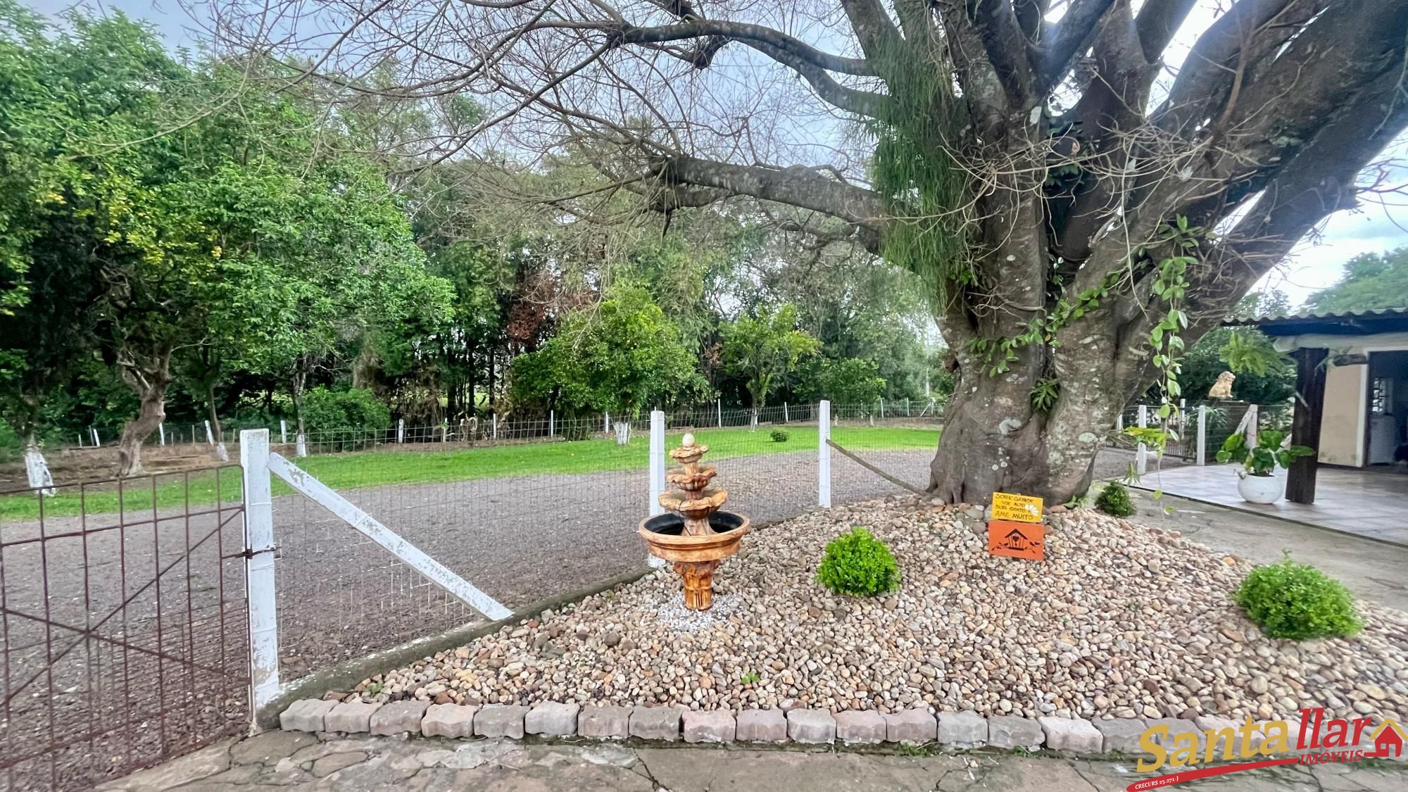 Chácara à venda com 2 quartos, 260m² - Foto 13