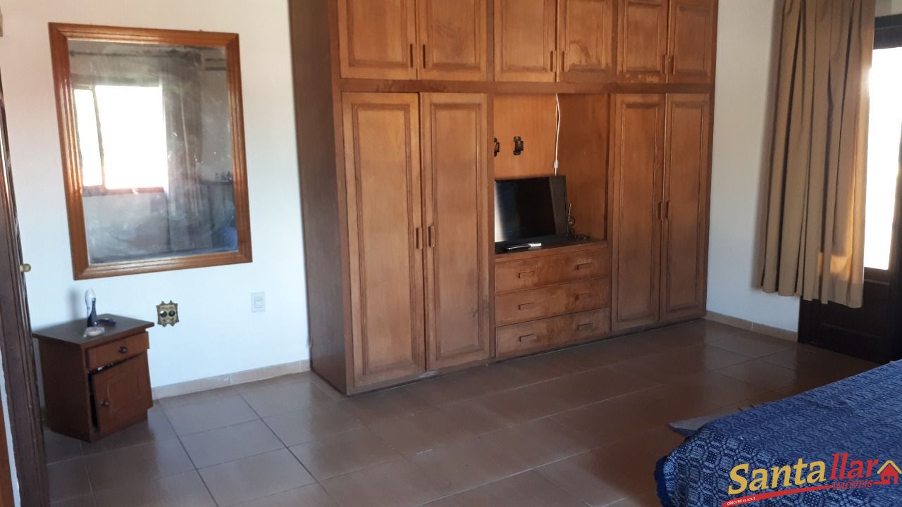 Casa à venda com 4 quartos, 320m² - Foto 29